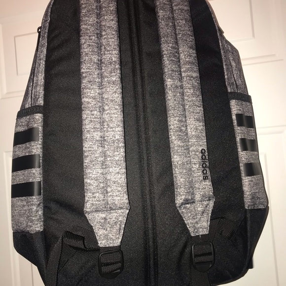 🆕 Adidas 🎒Core Backpack Gray and Black - Picture 2 of 7